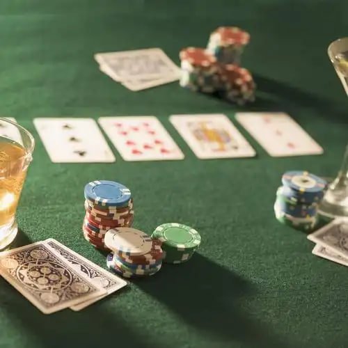 Live Blackjack Table Real Dealer ကဒ်ဖြန့်သောမြင်ကွင်း
